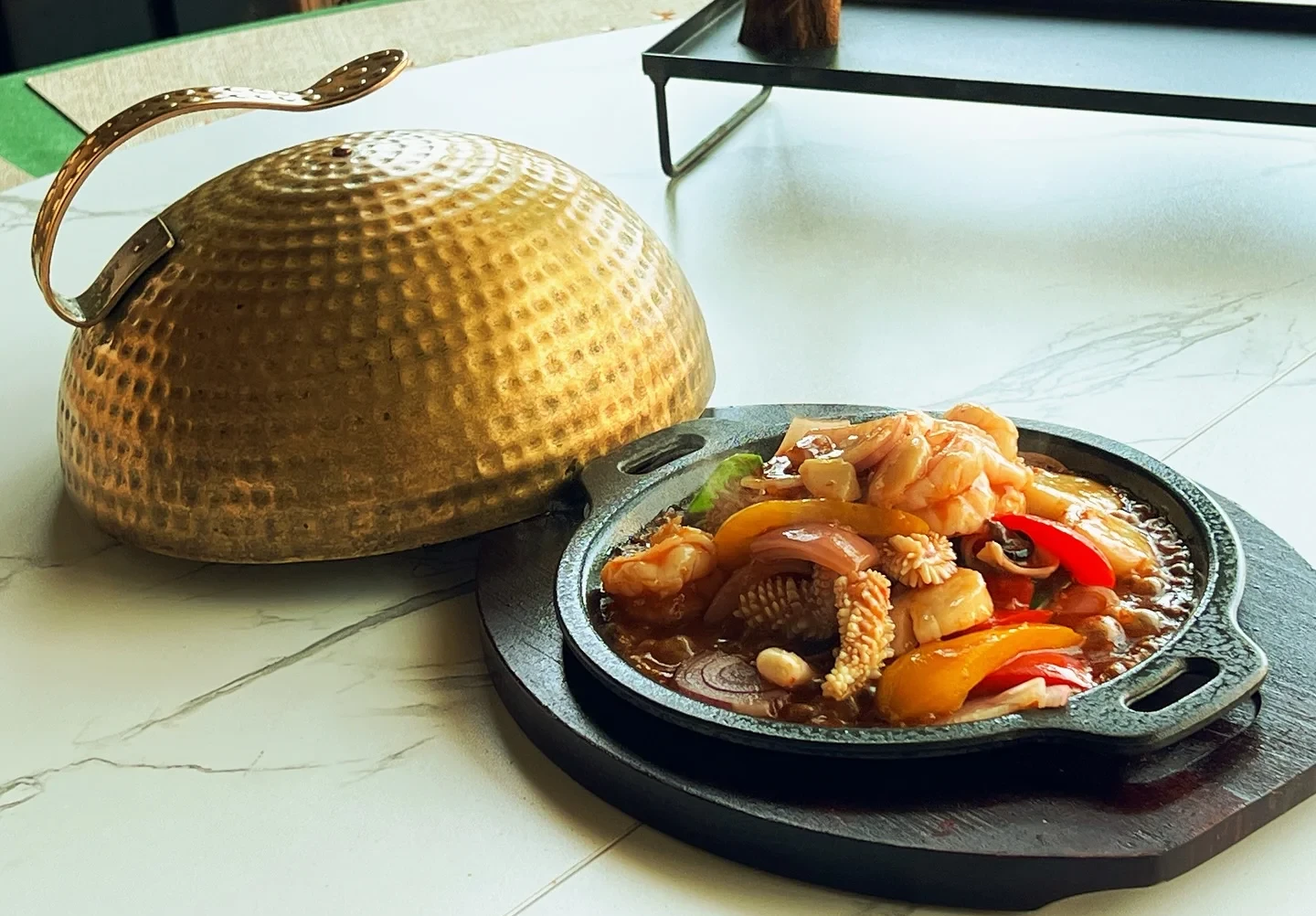 Blue Whale Chinese Restaurant photo 4