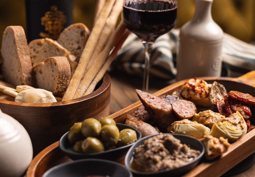 Ta’ Giulia Wine and Dine photo 4
